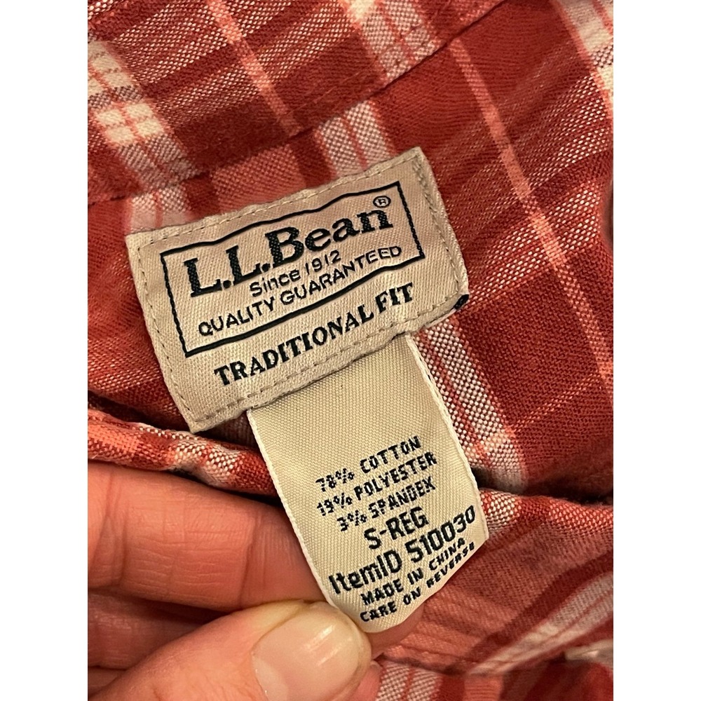 L.L Bean S Traditional Fit Plaid Button Front Long Sleeve - Picture 7 of 7